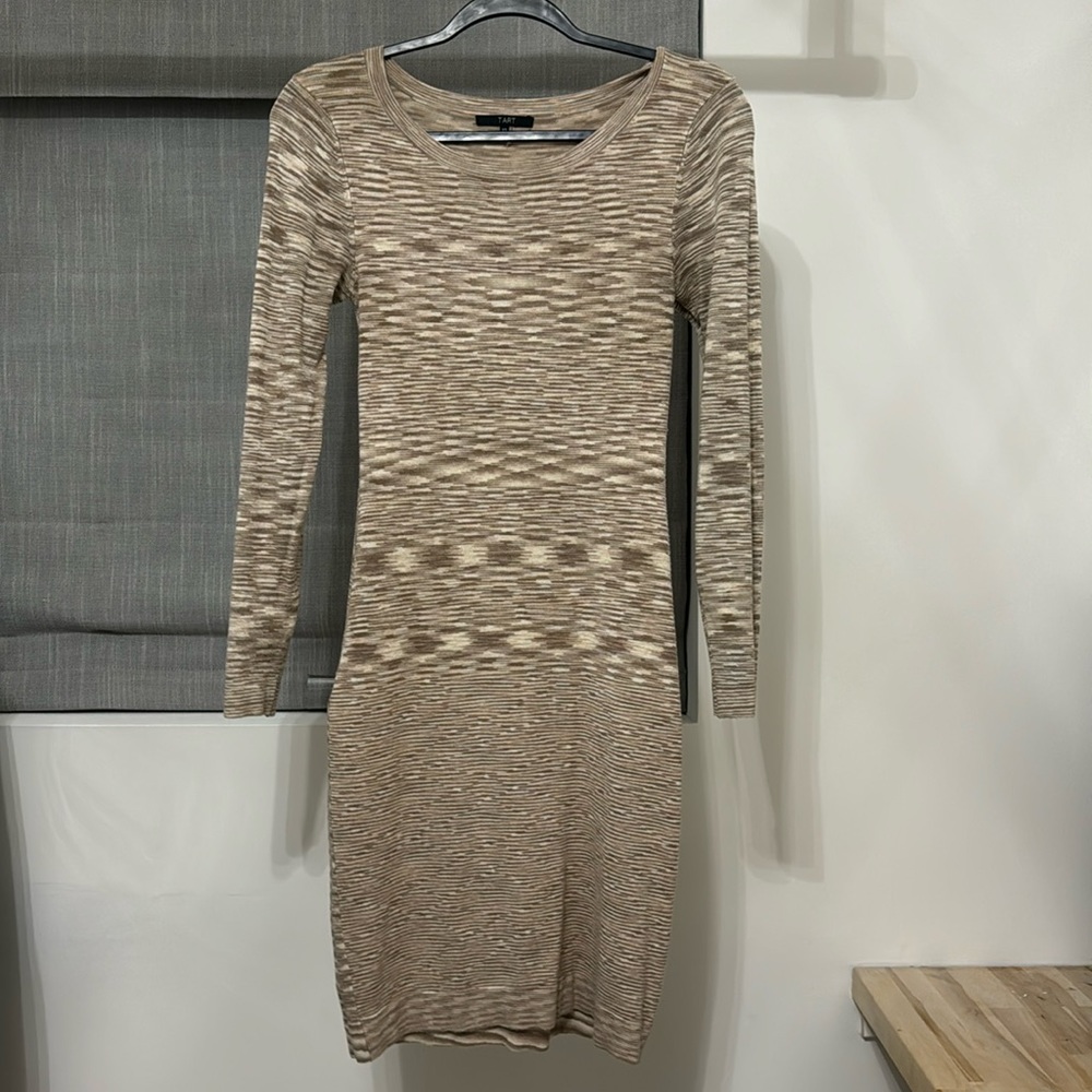 TART long sleeve Sweater Dress brown/ beige. Size XS. Excellent used condition.